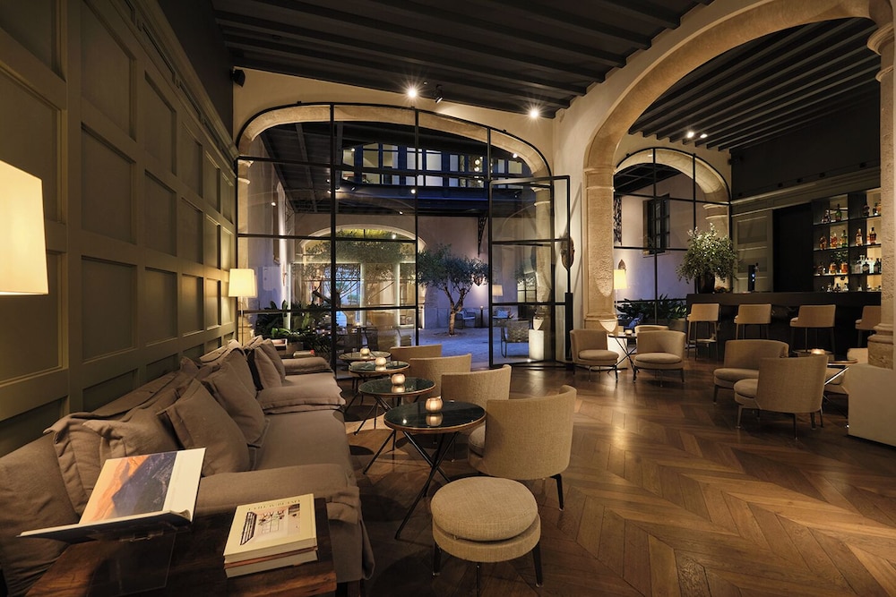 Sant Francesc Hotel Singular — Restaurant & bars in Palma de Mallorca, Balearic Islands