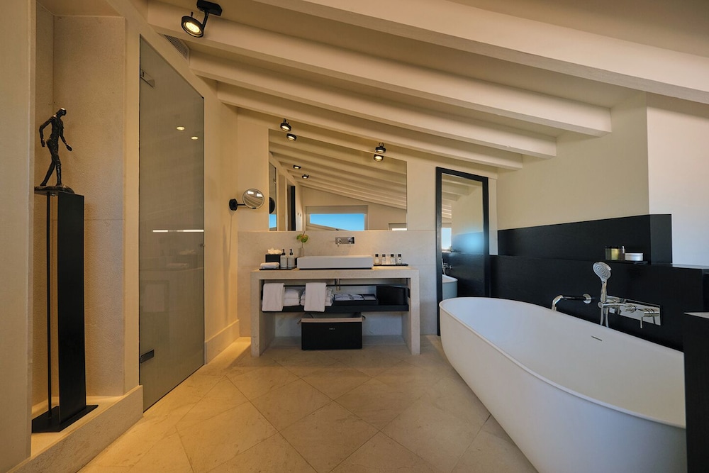 Sant Francesc Hotel Singular — Hotel rooms in Palma de Mallorca, Balearic Islands