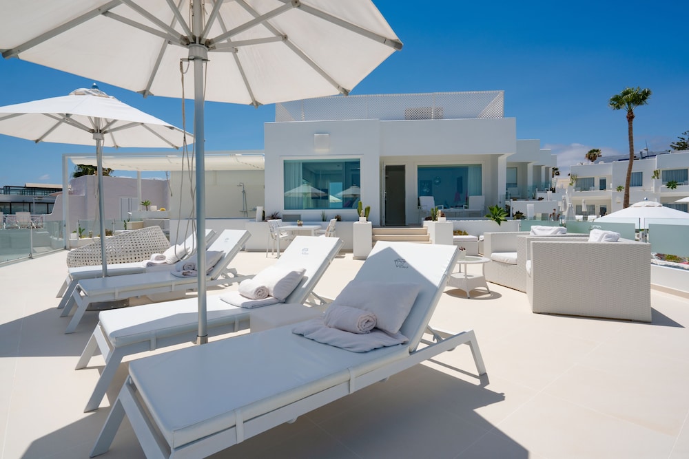 Lani's Suites de Luxe — Beach in Puerto del Carmen, Canary Islands