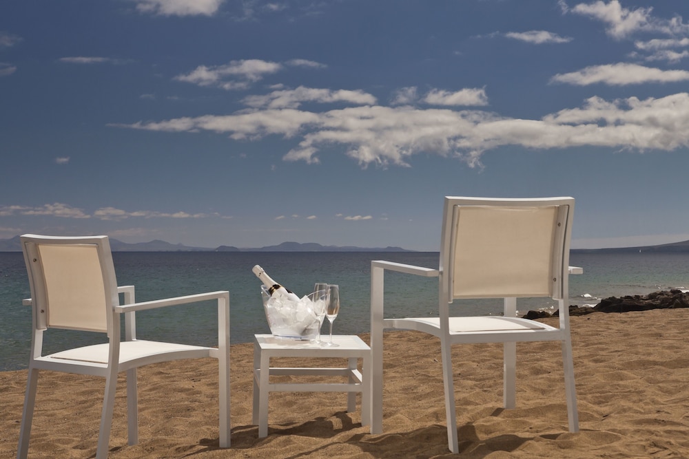 Lani's Suites de Luxe — Beach in Puerto del Carmen, Canary Islands