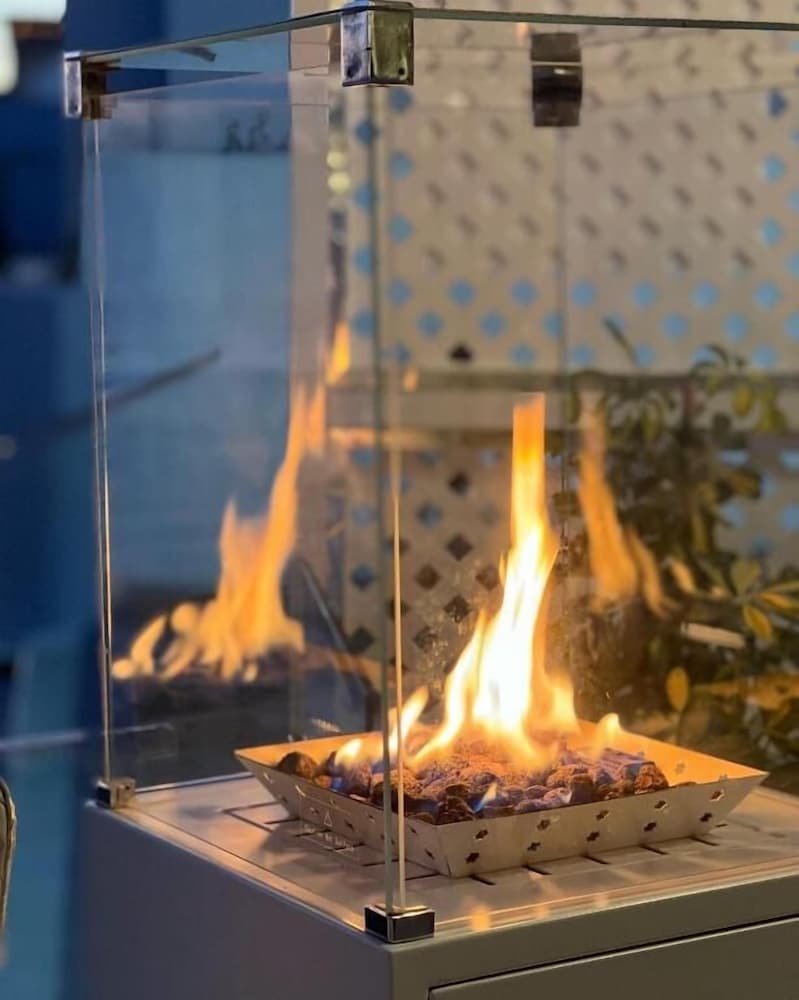 Lani's Suites de Luxe — Restaurant & bars in Puerto del Carmen, Canary Islands