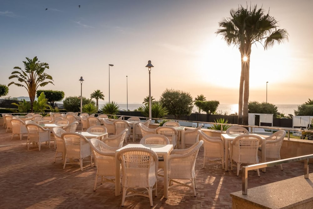 ALEGRIA Palacio Mojacar - Adults Only — Restaurant & bars in Mojacar, Andalusia