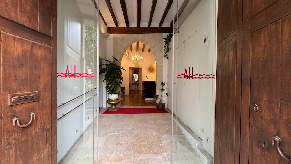 AH Art Hotel Palma - Adults Only — Hotel building in Palma de Mallorca, Balearic Islands