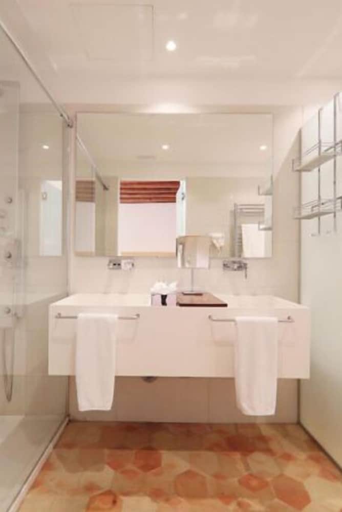AH Art Hotel Palma - Adults Only — Hotel rooms in Palma de Mallorca, Balearic Islands