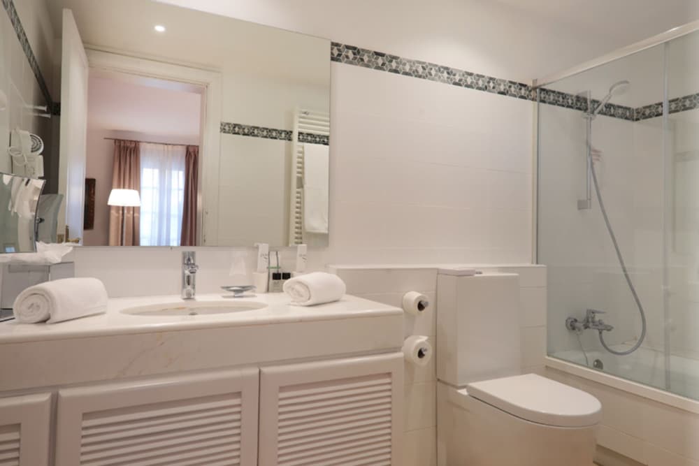 AH Art Hotel Palma - Adults Only — Hotel rooms in Palma de Mallorca, Balearic Islands