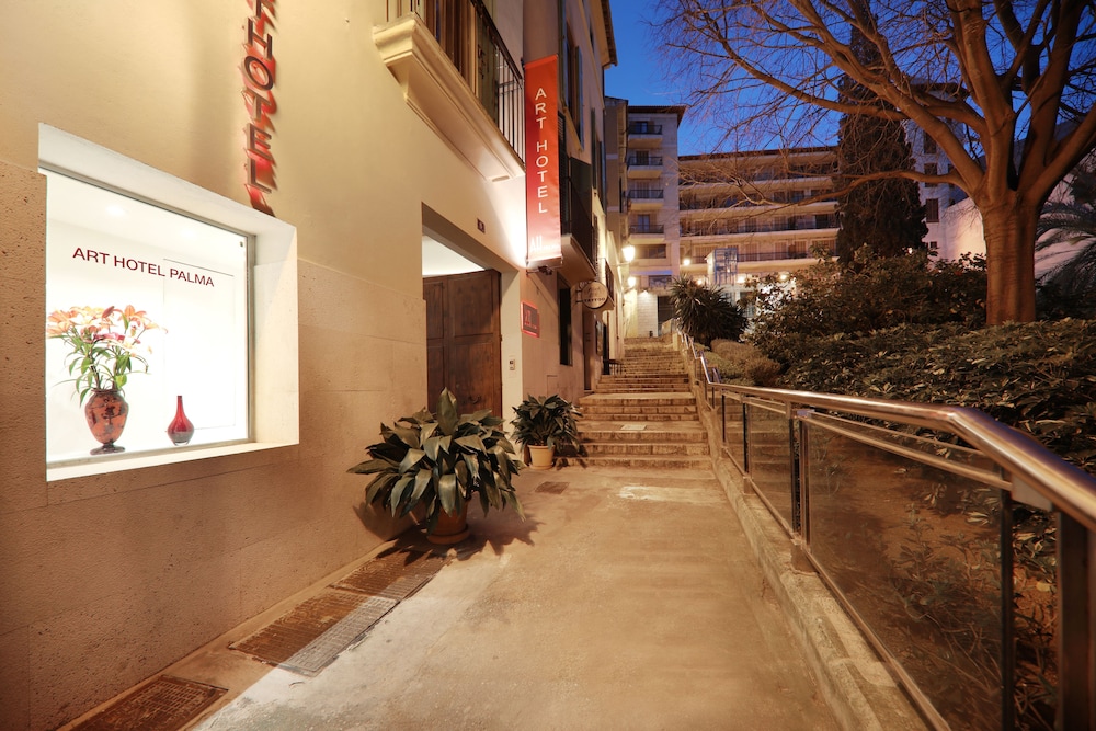 AH Art Hotel Palma - Adults Only — Hotel building in Palma de Mallorca, Balearic Islands