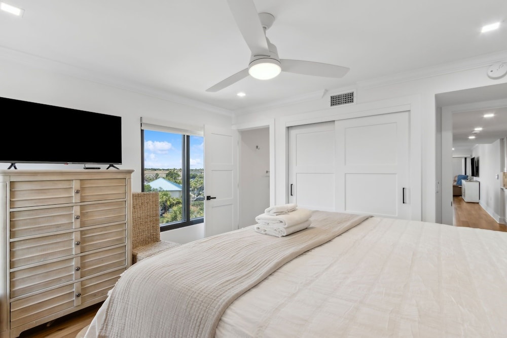 Best Views at Amelia Island Surf and Racquet Club - B149 — Hotel rooms in Amelia Island, Florida