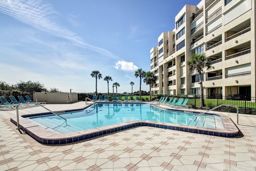Best Views at Amelia Island Surf and Racquet Club - B149 — Swimming pool in Amelia Island, Florida