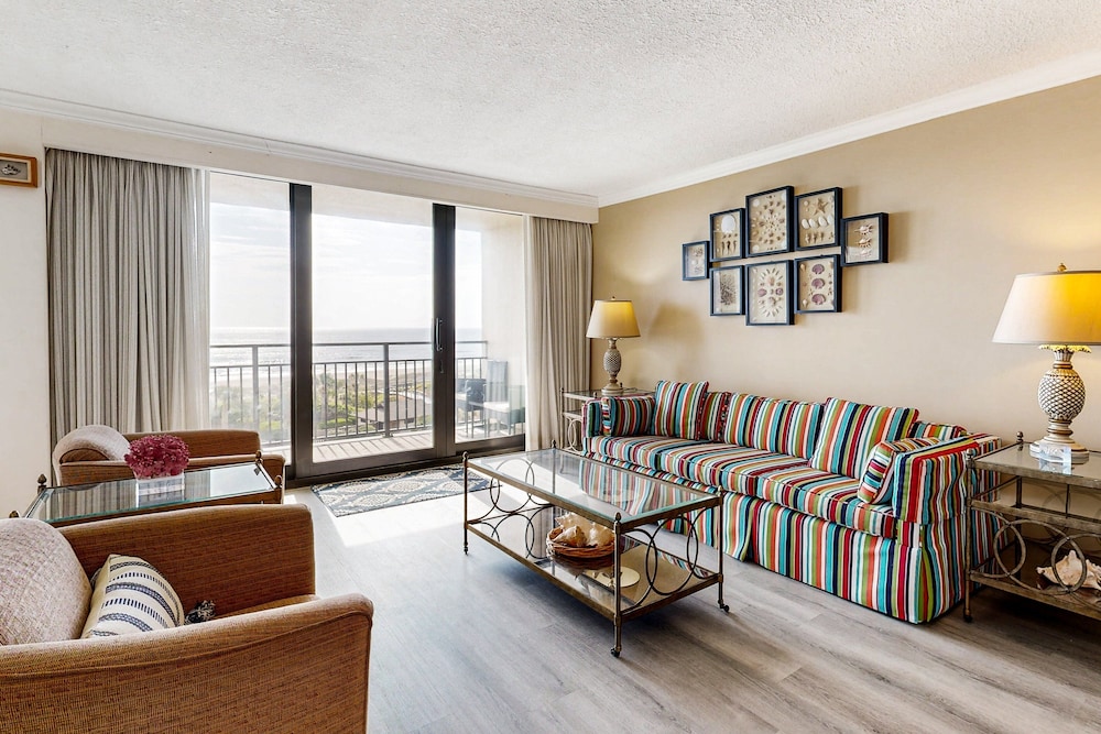 Amelia Island Plantation Condo With Ocean Views & Pool - Dog-friendly — Hotel rooms in Amelia Island, Florida