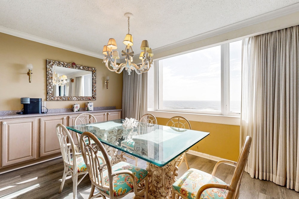 Amelia Island Plantation Condo With Ocean Views & Pool - Dog-friendly — Hotel rooms in Amelia Island, Florida