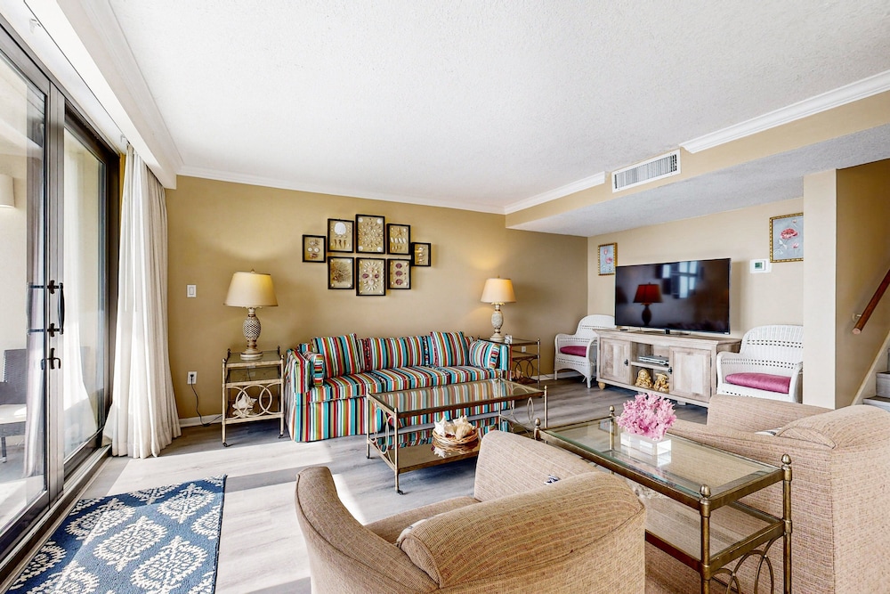 Amelia Island Plantation Condo With Ocean Views & Pool - Dog-friendly — Hotel rooms in Amelia Island, Florida