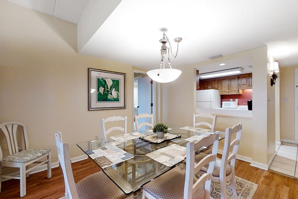 Oceanview Condo in Amelia Island Plantation With Balcony & Pool — Hotel rooms in Amelia Island, Florida