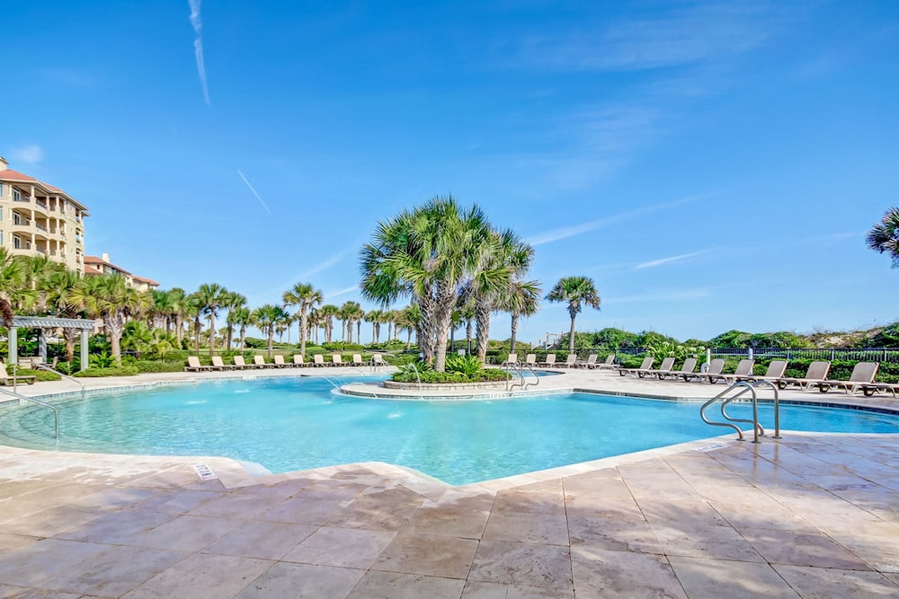Turtle Dunes Ocean Front Studio Condo on Amelia Island Plantation — Swimming pool in Amelia Island, Florida
