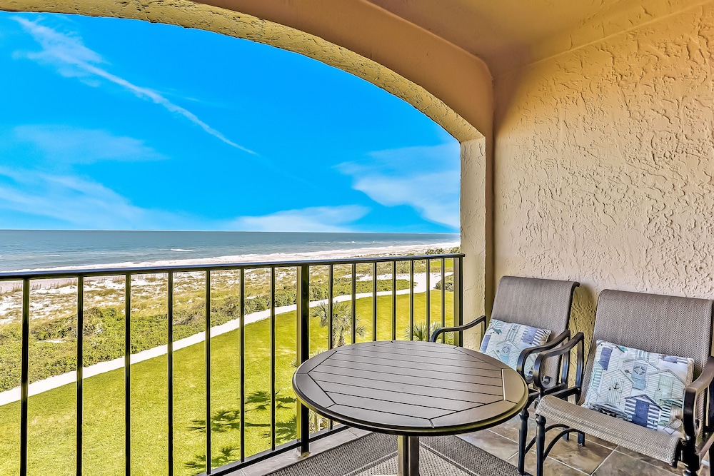 Turtle Dunes Ocean Front Studio Condo on Amelia Island Plantation — Beach in Amelia Island, Florida