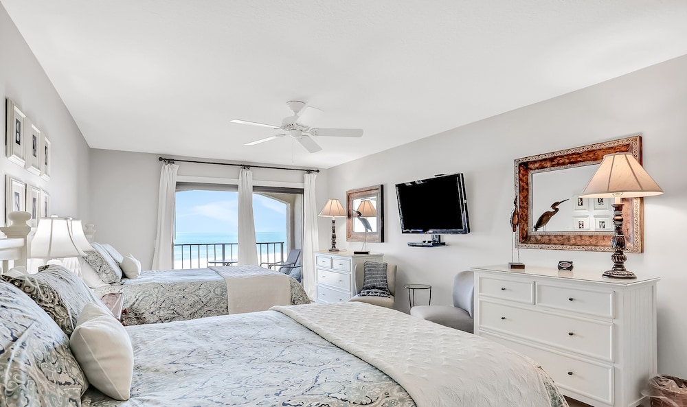 Turtle Dunes Ocean Front Studio Condo on Amelia Island Plantation — Hotel rooms in Amelia Island, Florida
