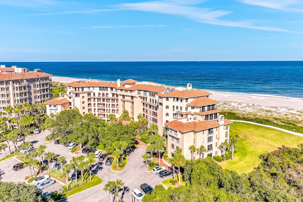 Turtle Dunes Ocean Front Studio Condo on Amelia Island Plantation — Hotel building in Amelia Island, Florida
