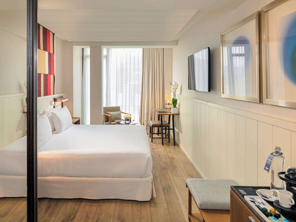 H10 Cubik — Hotel rooms in Barcelona, Catalonia