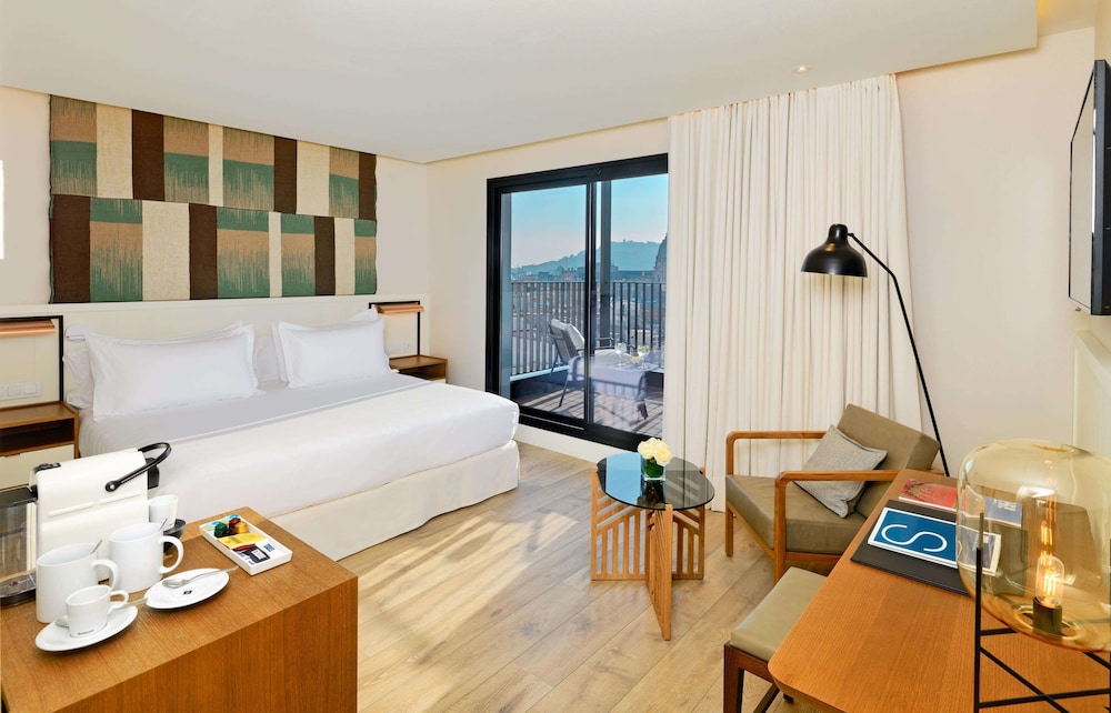 H10 Cubik — Hotel rooms in Barcelona, Catalonia