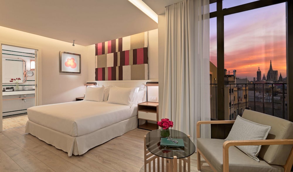 H10 Cubik — Hotel rooms in Barcelona, Catalonia
