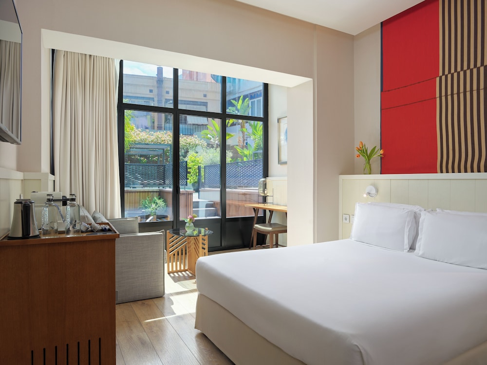 H10 Cubik — Hotel rooms in Barcelona, Catalonia