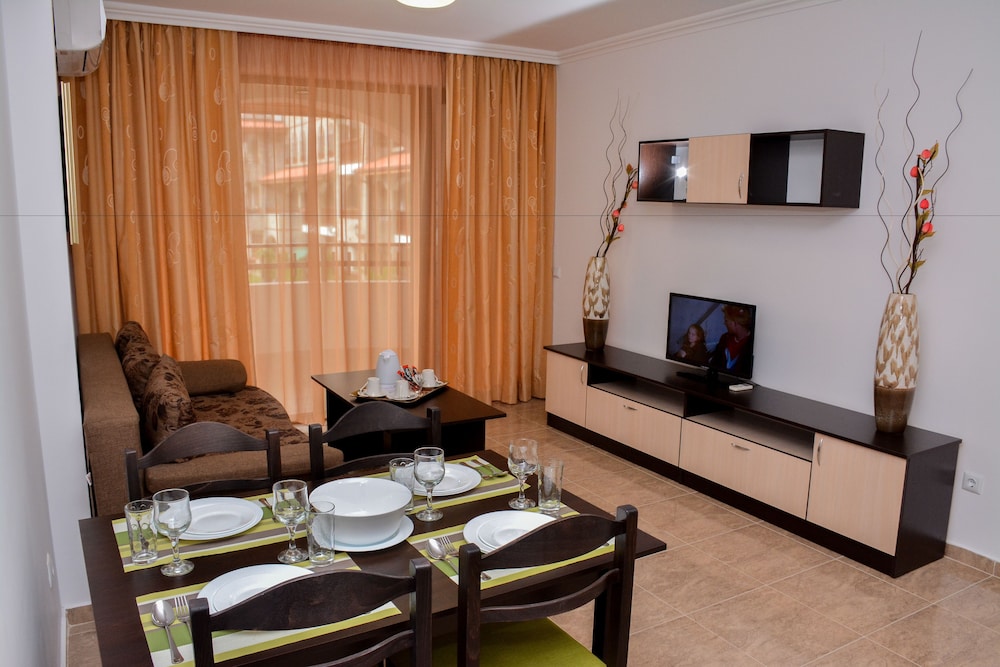 OLYMP Apartcomplex — Hotel rooms in Sveti Vlas, Burgas Region