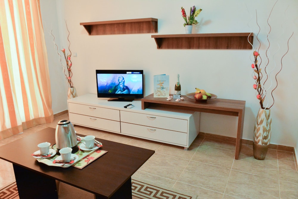 OLYMP Apartcomplex — Hotel rooms in Sveti Vlas, Burgas Region
