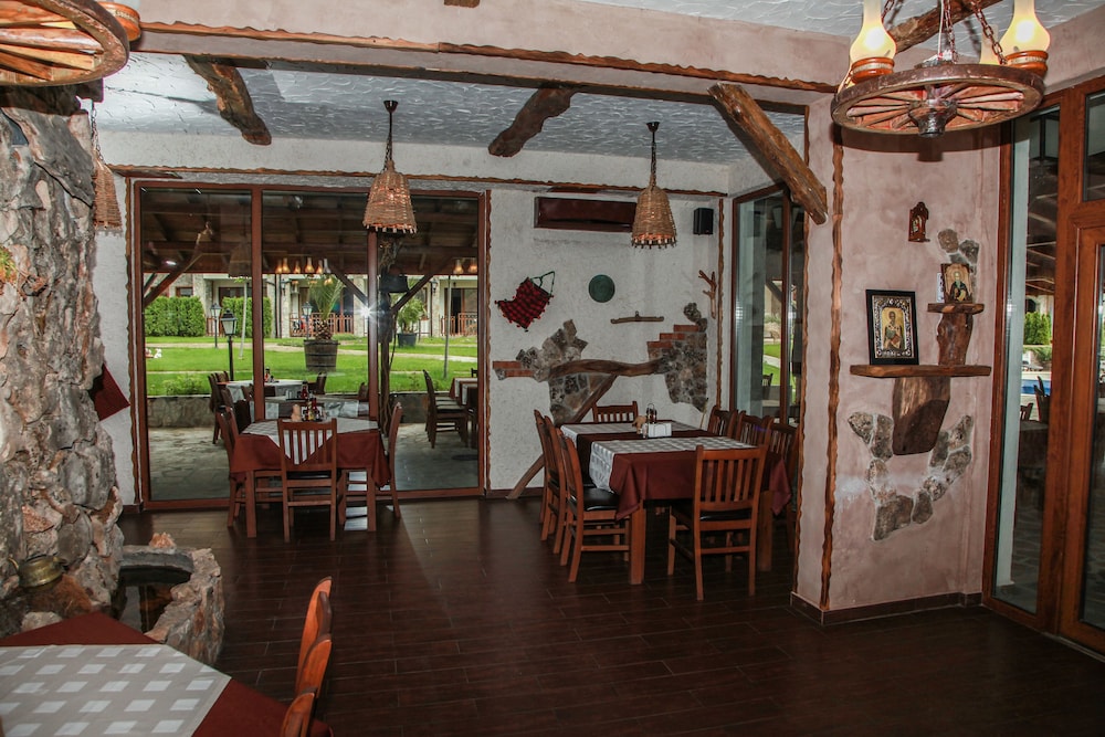 OLYMP Apartcomplex — Restaurant & bars in Sveti Vlas, Burgas Region
