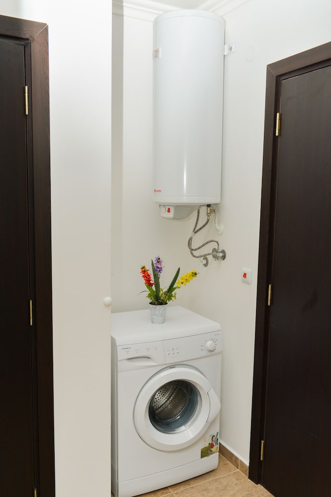 OLYMP Apartcomplex — Hotel rooms in Sveti Vlas, Burgas Region