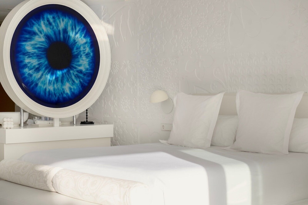 The Donna Portals — Hotel rooms in Portals Nous, Balearic Islands