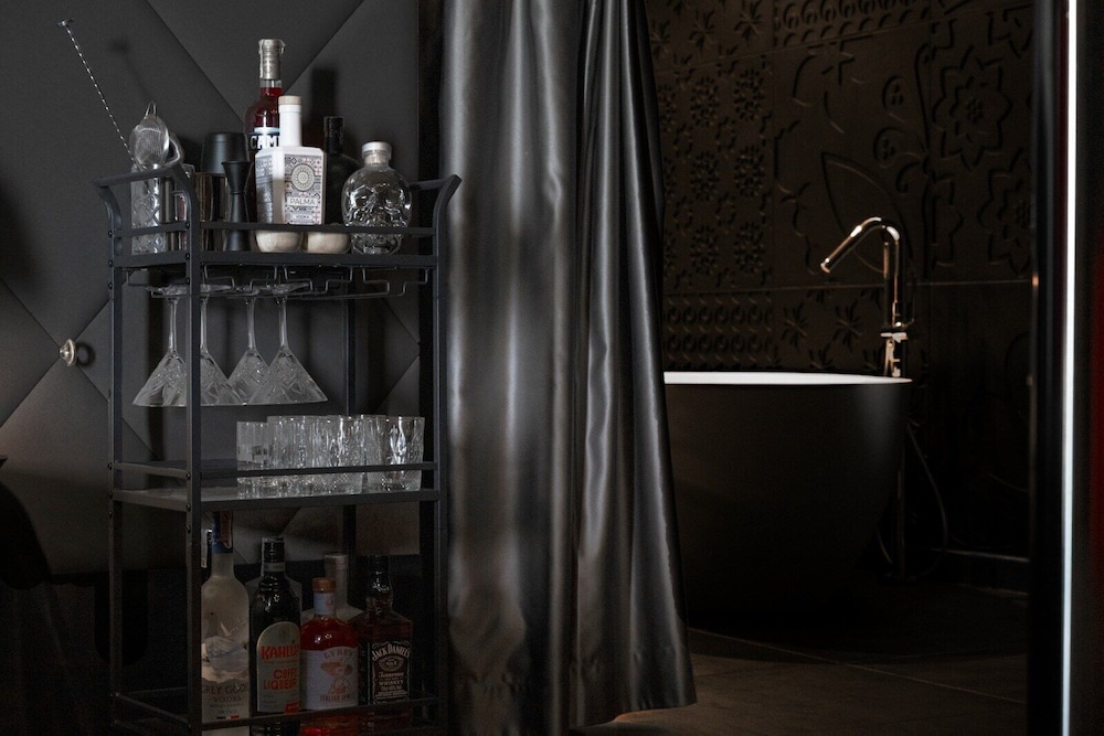 The Donna Portals — Restaurant & bars in Portals Nous, Balearic Islands