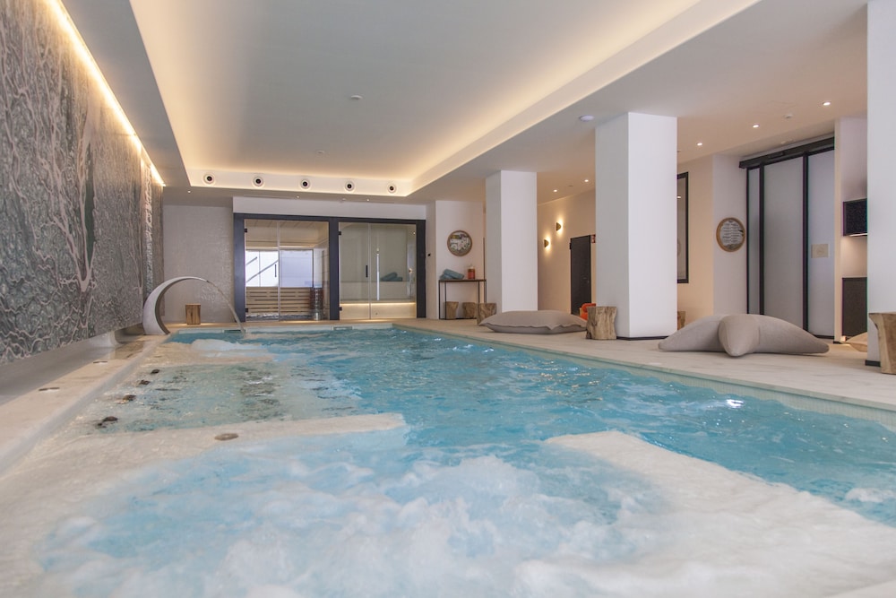 Stic Urban Hotel & Spa — Spa in San Antonio, Balearic Islands