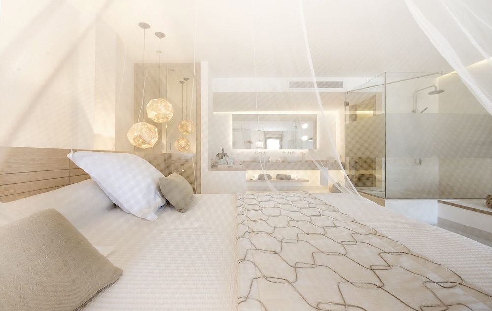 Gatzara Suites Santa Gertrudis — Hotel rooms in Santa Eulalia, Balearic Islands