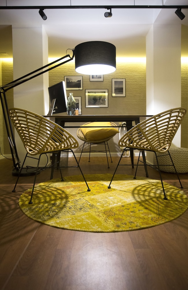 Gatzara Suites Santa Gertrudis — Hotel rooms in Santa Eulalia, Balearic Islands