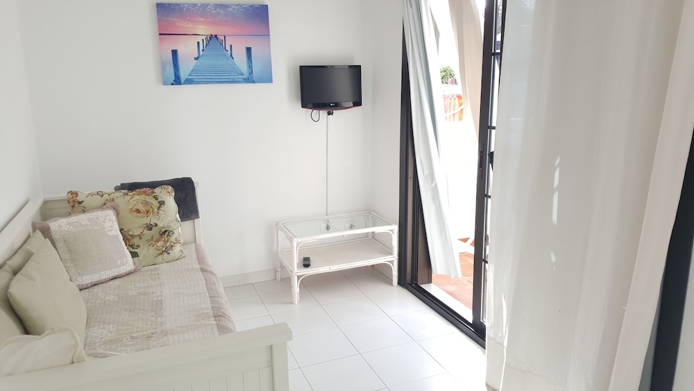La Concha del Mar Apartments — Hotel rooms in Corralejo, Canary Islands