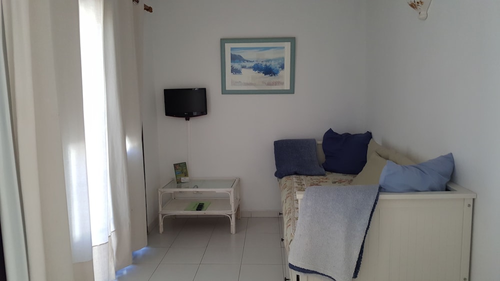 La Concha del Mar Apartments — Hotel rooms in Corralejo, Canary Islands