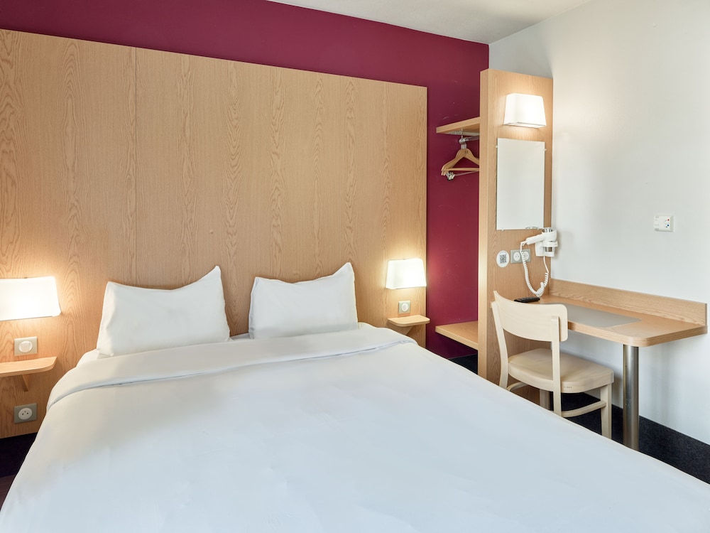 B&B Hôtel près de Disneyland® Paris — Hotel rooms in Disneyland Paris, Ile-de-France