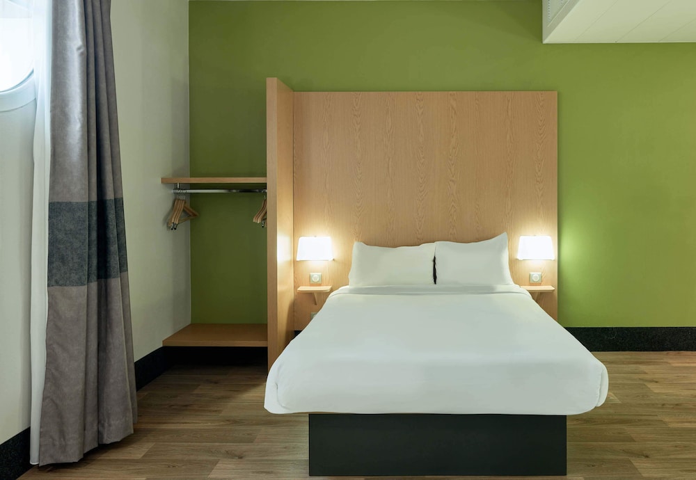 B&B Hôtel près de Disneyland® Paris — Hotel rooms in Disneyland Paris, Ile-de-France
