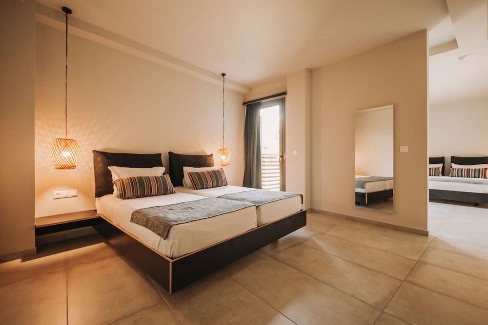 Cook's Club Hersonissos Crete — Hotel rooms in Hersonissos