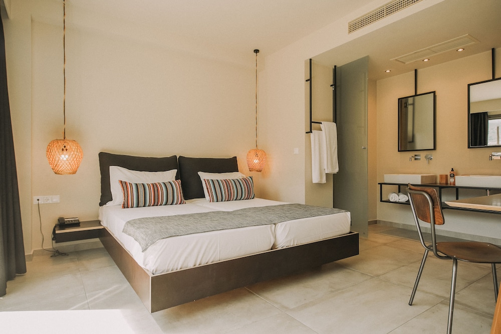 Cook's Club Hersonissos Crete — Hotel rooms in Hersonissos