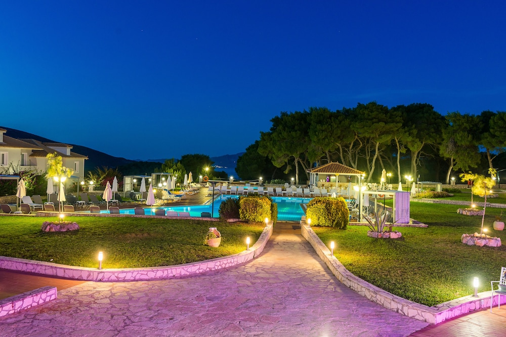Keri Village & Spa by Zante Plaza - Adults Only - All inclusive — Swimming pool in Keri, Ionian Islands