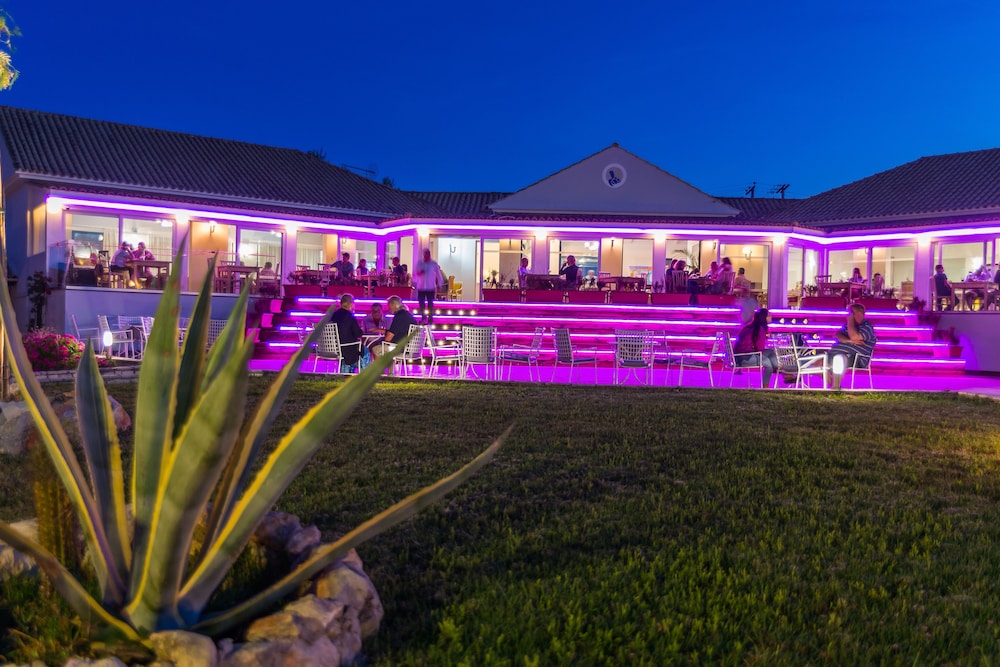 Keri Village & Spa by Zante Plaza - Adults Only - All inclusive — Restaurant & bars in Keri, Ionian Islands