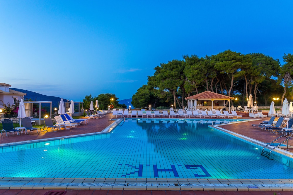 Keri Village & Spa by Zante Plaza - Adults Only - All inclusive — Swimming pool in Keri, Ionian Islands