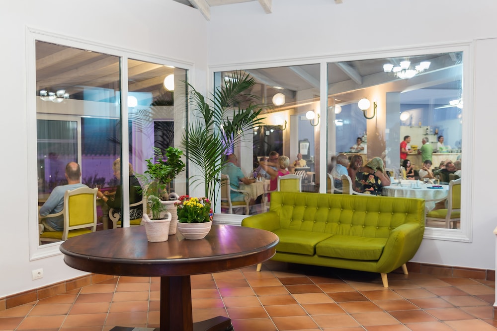 Keri Village & Spa by Zante Plaza - Adults Only - All inclusive — Restaurant & bars in Keri, Ionian Islands