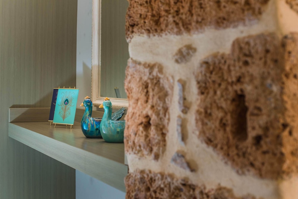 Sarpidon Apartments — Hotel building in Malia