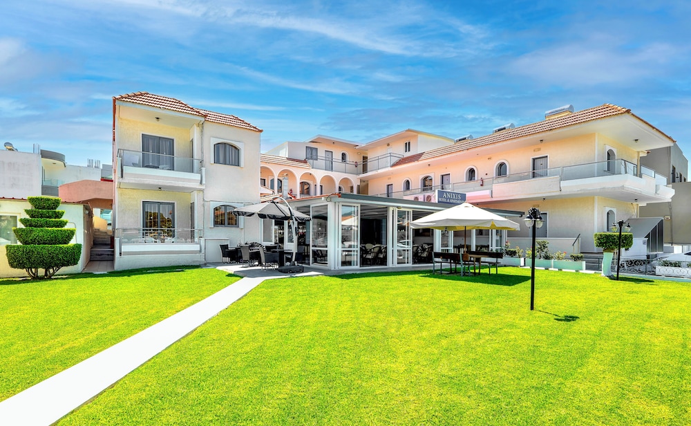 Anixis Hotel — Hotel building in Ialyssos, South Aegean