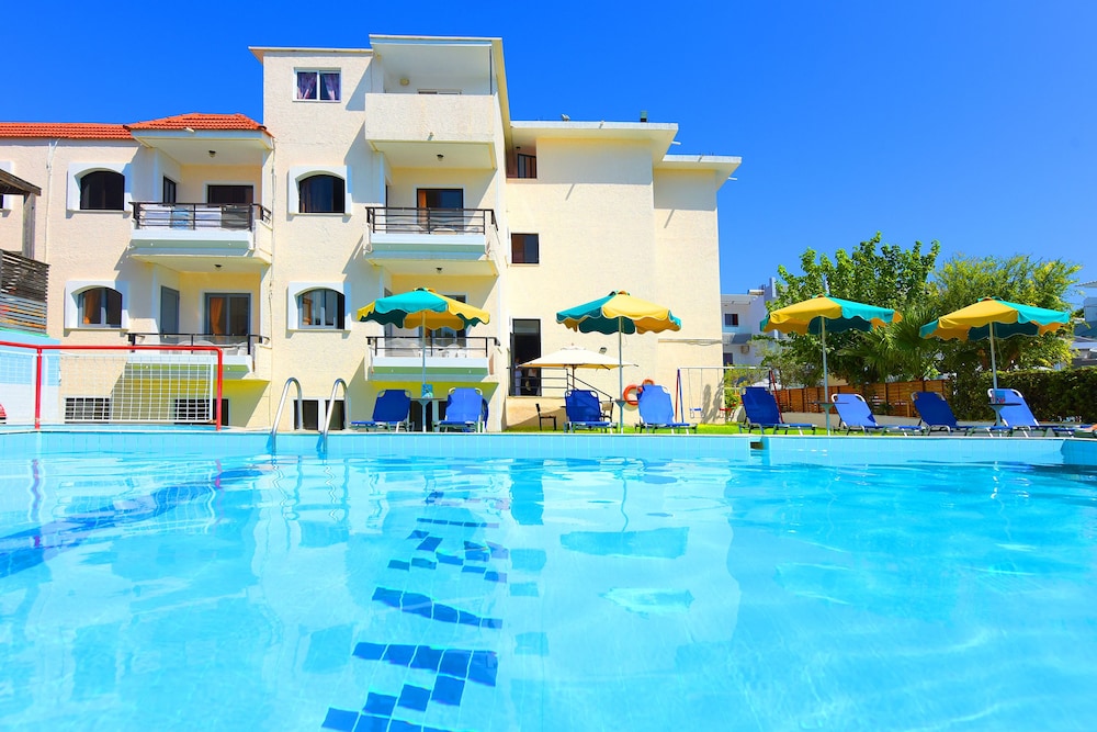 Anixis Hotel — Swimming pool in Ialyssos, South Aegean