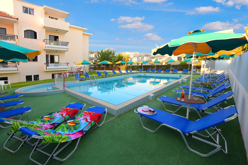 Anixis Hotel — Swimming pool in Ialyssos, South Aegean
