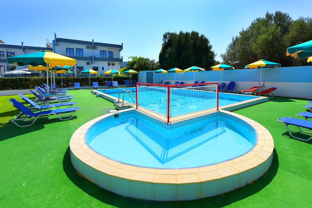 Anixis Hotel — Swimming pool in Ialyssos, South Aegean