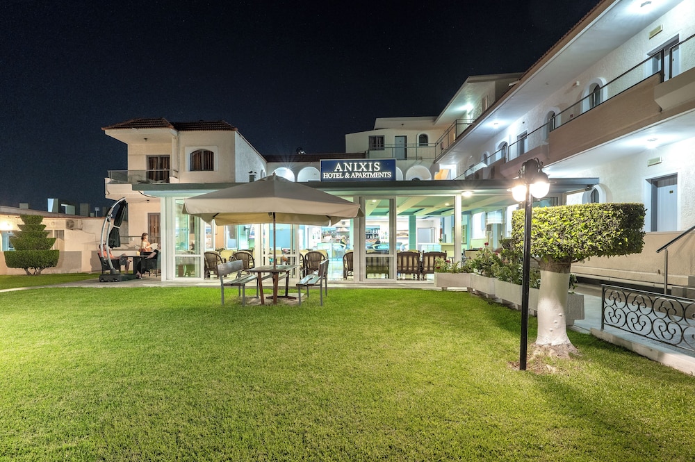 Anixis Hotel — Hotel building in Ialyssos, South Aegean