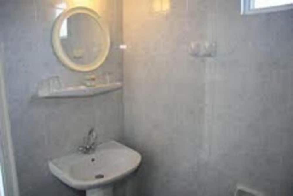 Daniel Hotel — Hotel rooms in Kalamaki (Zakynthos), Ionian Islands
